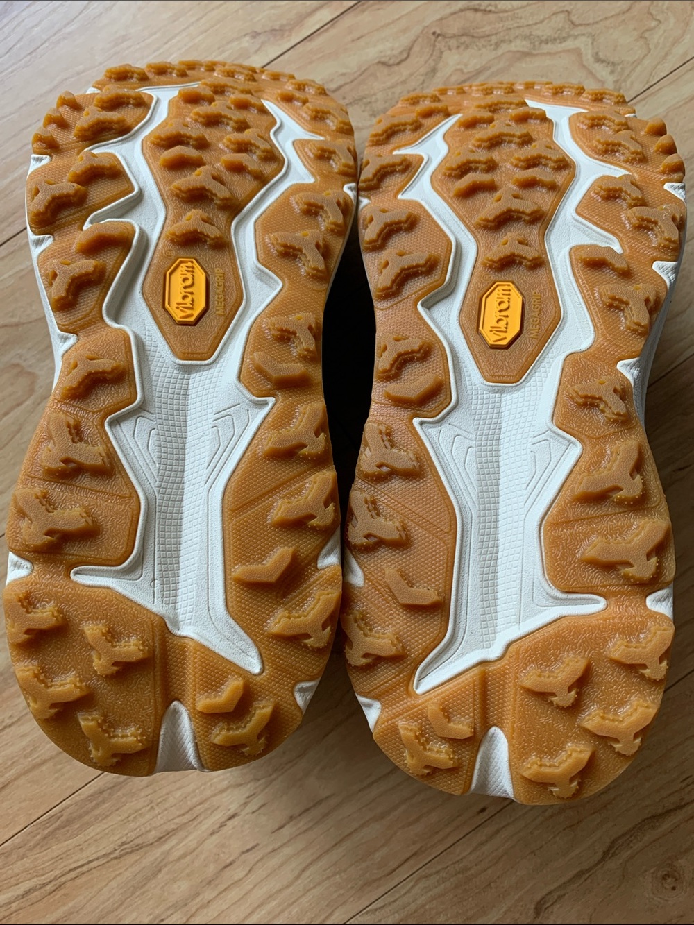 Hoka Speedgoat 6 MID GTX men shoes - Picture 6 of 13